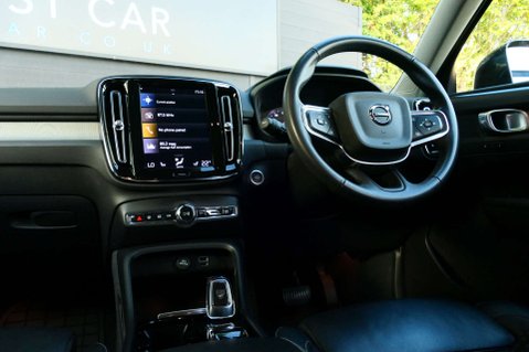 Volvo XC40 2.0 XC40 Inscription Pro B4 MHEV Auto 5dr 21