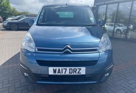 Citroen Berlingo Multispace 1.6 BlueHDi Feel Multispace MPV Wheel Chair Ramp 5