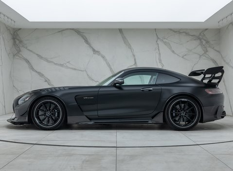 Mercedes-Benz Amg GT BLACK SERIES 5