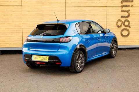 Peugeot 208 ALLURE PREMIUM 2