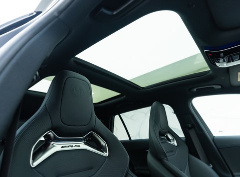 Mercedes-Benz C63 S AMG E Performance Estate Night Edition 13