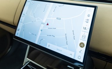 Land Rover Range Rover P400 Autobiography LWB 22