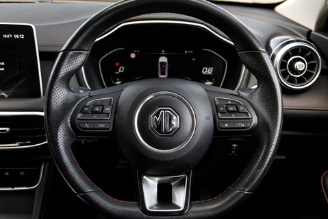 MG HS EXCITE 20