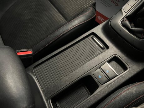 Ford Focus 1.0T EcoBoost ST-Line X Euro 6 (s/s) 5dr 11