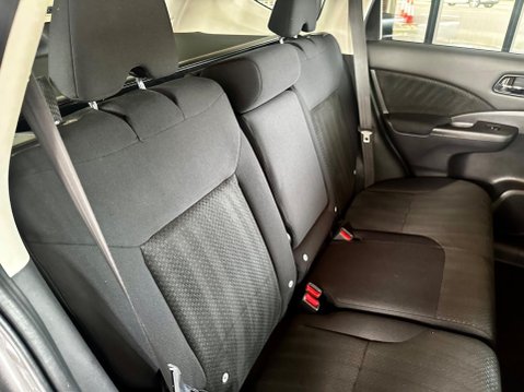 Honda CR-V 1.6 i-DTEC SE Plus Navi Euro 6 (s/s) 5dr 37