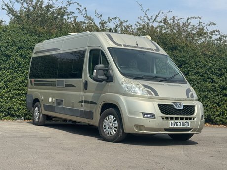 Auto-Sleepers Warwick Duo 2 Berth|2 Belt|Rear Lounge|Shower|Toilet|Vanlux