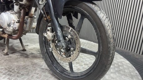 Yamaha YBR 125 2013 36K RUNNING PROJECT BIKE SPARES OR REPAIR 125CC LEARNER 18