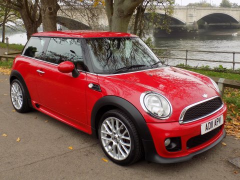 Mini Hatch COOPER 64