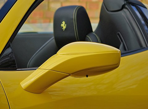 Ferrari 458 Spider 6