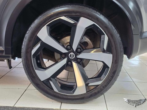Nissan Juke 1.0 DIG-T Tekna Euro 6 (s/s) 5dr 67