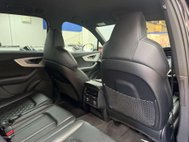 Audi SQ7 4.0 TDI V8 SUV 5dr Diesel Tiptronic quattro Euro 6 (s/s) (435 ps) 50