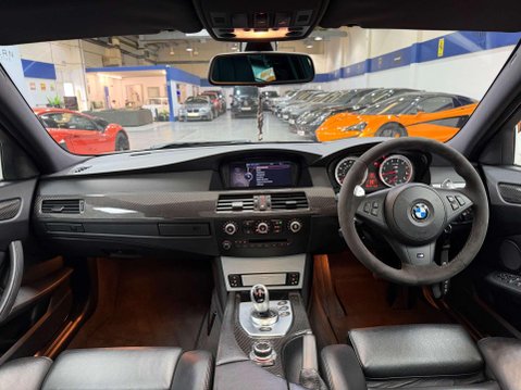 BMW M5 5.0 V10 Saloon 4dr Petrol SMG Euro 4 (507 ps) 2