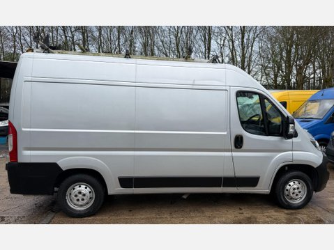 Peugeot Boxer 2.0 BlueHDi 335 Professional Panel Van 5dr Diesel Manual L2 H2 Euro 6 (130 20