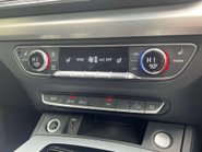 Audi Q5 2.0 Q5 S Line 40 TDI MHEV Quattro Semi-Auto 4WD 5dr 35