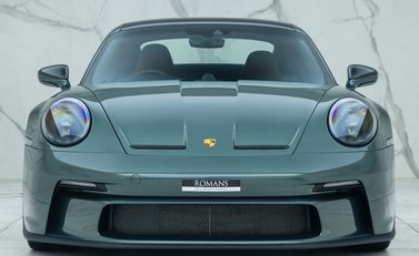 Porsche 911 GT3 Touring (992) 3