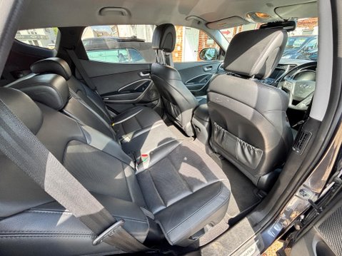 Hyundai SANTA FE 2.2 CRDi Premium 4WD Euro 5 5dr (5 seat) 30