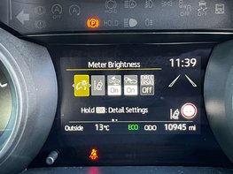 Toyota Yaris 1.5 Yaris Design HEV CVT 5dr 30