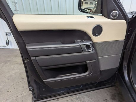 Land Rover Range Rover Sport 3.0 Range Rover Sport HSE Dynamic SDV6 Auto 4WD 5dr 58