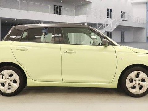 Suzuki Swift MOTION 6