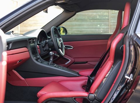 Porsche 911 (991.2) Targa 4 GTS 17