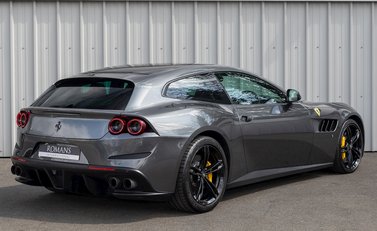 Ferrari GTC4 Lusso 7
