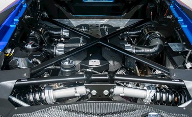 Lamborghini Aventador SV LP750-4 Roadster 35