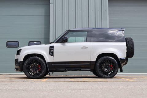 Land Rover Defender 90 2026 Brand NEW  HARD TOP STYLED BY SEEKER AIR SUSPENSION AND JUMP SEAT  6