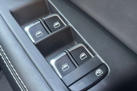 Audi SQ5 3.0 BiTDI V6 SUV 5dr Diesel Tiptronic quattro Euro 5 (s/s) (313 ps) 34