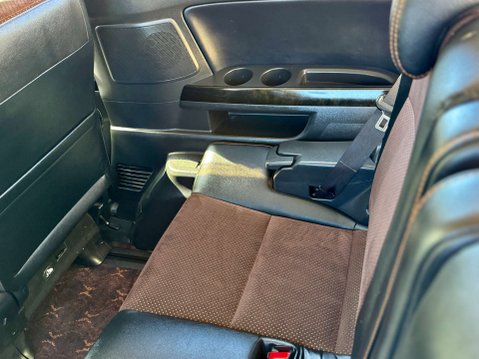Toyota Alphard TYPE GOLDEN II V6 66