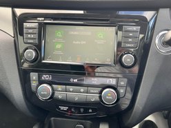 Nissan Qashqai 1.3 DIG-T Tekna DCT Auto Euro 6 (s/s) 5dr 29