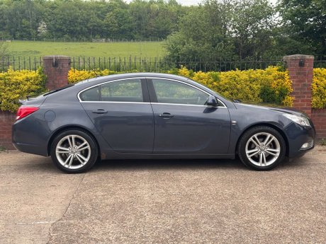 Vauxhall Insignia 1.8 Insignia SRi 5dr 7