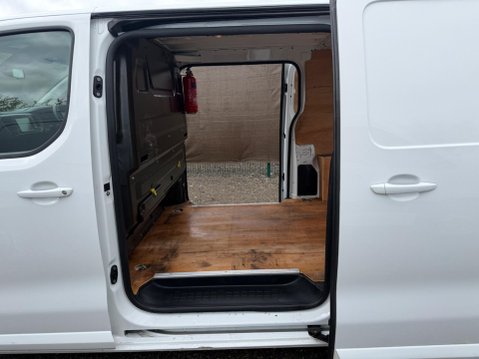 Vauxhall Vivaro 1.5 Turbo D 2700 Sportive L1 H1 Euro 6 (s/s) 5dr 21