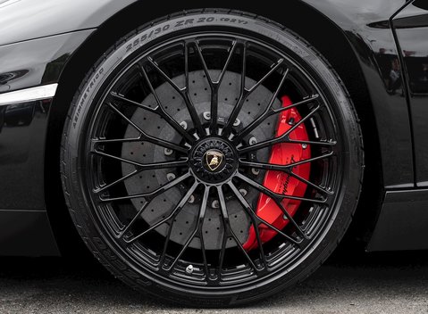 Lamborghini Aventador SV LP 750-4 Roadster 6