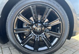 Land Rover Range Rover 3.0 SDV6 VOGUE AUTO 19