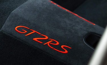 Porsche 911 GT2 RS (991) 10