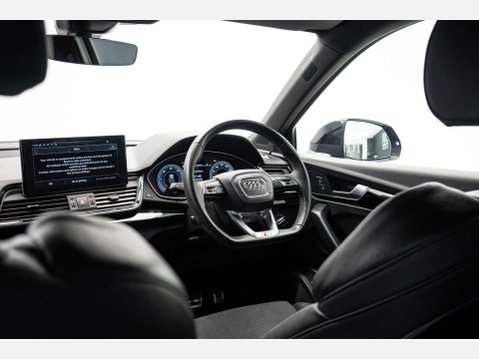 Audi Q5 2.0 Q5 Black Edition 40TDI MHEV Quattro Semi-Auto 4WD 5dr 51