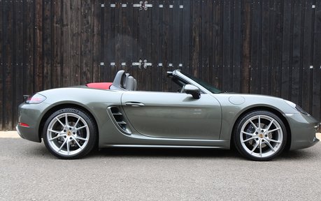 Porsche 718 Boxster - BOSE, 20" Alloys, Sport Chrono, and More 1