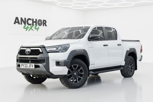 Toyota Hilux Invincible X | AUTO | D-4D | Camera | Nav | 2.8 LT | No VAT|