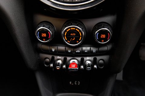 Mini Convertible COOPER 34