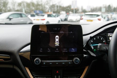 Ford Fiesta B AND O PLAY ZETEC 28