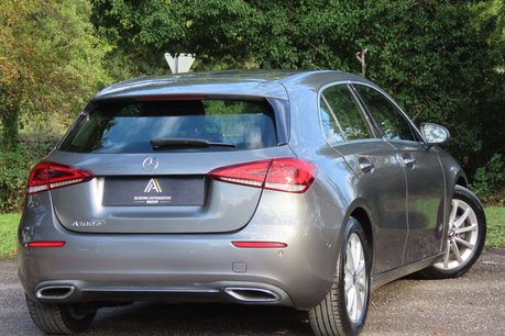Mercedes-Benz A Class 1.5 A180d Sport (Executive) Hatchback 5dr Diesel 7G-DCT Euro 6 (s/s) (116 p 4