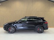 Porsche Cayenne 4.8 Cayenne V8 T Tiptronic S 4WD 5dr 17