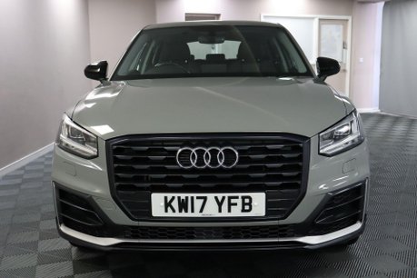 Audi Q2 TFSI S LINE EDITION 1 2