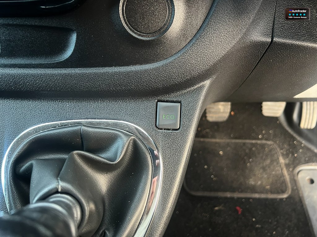 2019 Vauxhall VivaroSWB L1H1 Low Roof Sportive 2700 Air Con Sensors EURO 6 NO VAT — thumbnail 37 of 51
