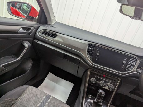 Volkswagen T-Roc 1.0 T-Roc SE TSi 5dr 44