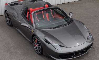 Ferrari 458 Spider 8