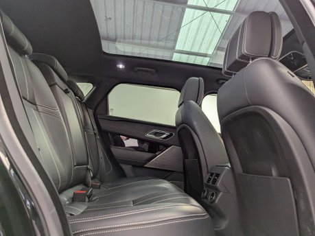 Land Rover Range Rover Velar 3.0 Range Rover Velar R-Dynamic HSE D300 Auto 4WD 5dr 35