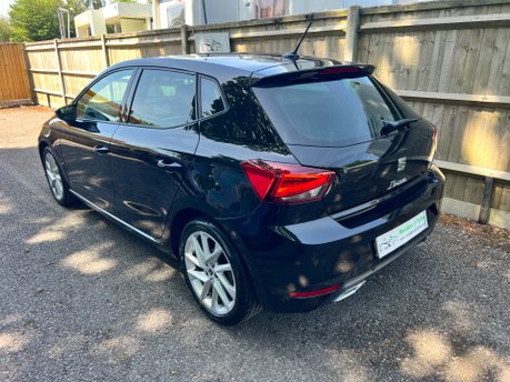 SEAT Ibiza 1.0 TSI FR DSG 5 Dr 6