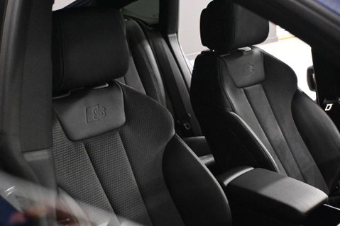 Audi A5 2.0 A5 Sportback 35 TFSI MHEV Black Edition Semi-Auto 5dr 8