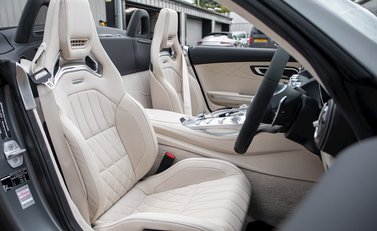 Mercedes-Benz Amg GT GT C Roadster 14